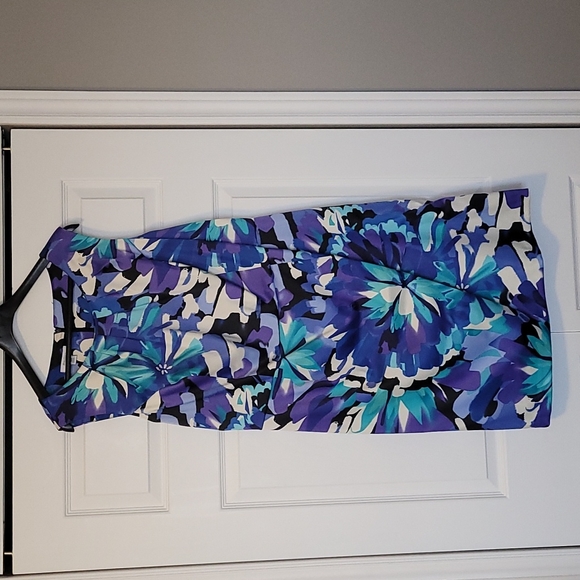 Dress Barn Dresses & Skirts - Dress Barn size 18W taffeta dress with blue, white, black, and turquoise.